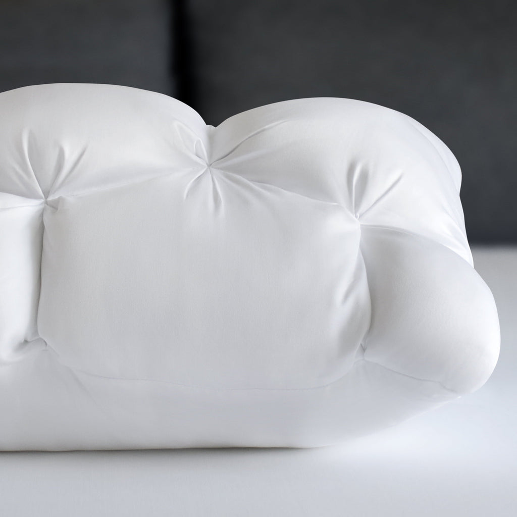 Decorative Plump Down Alternative Cloud Luxe Bed Pillows, Standard/Queen - Adaptive Huggable Core (2 Pack) - Ergonomic Memory Foam Pillow for Neck Pain Support Detail