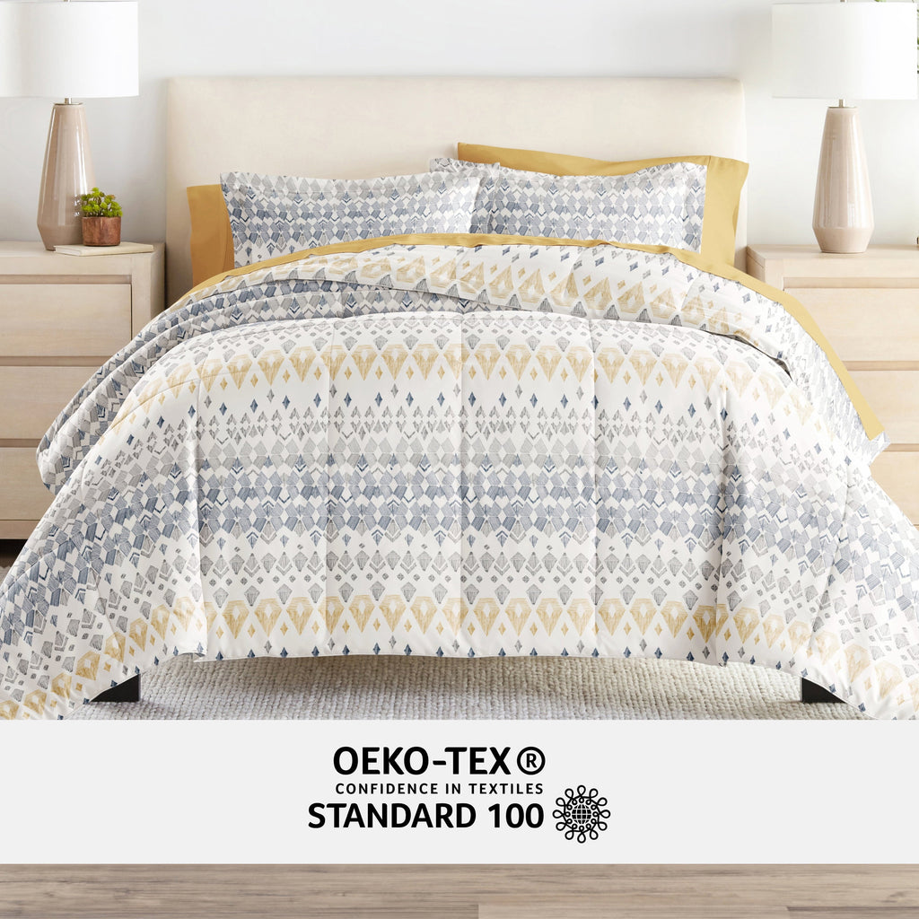 Fluffy Down Alternative 7 Piece Bedding Bundle, Microfiber Patterned Comforter and Sheet Set, Queen - All-Season Down Alternative Comforter Insert Detail