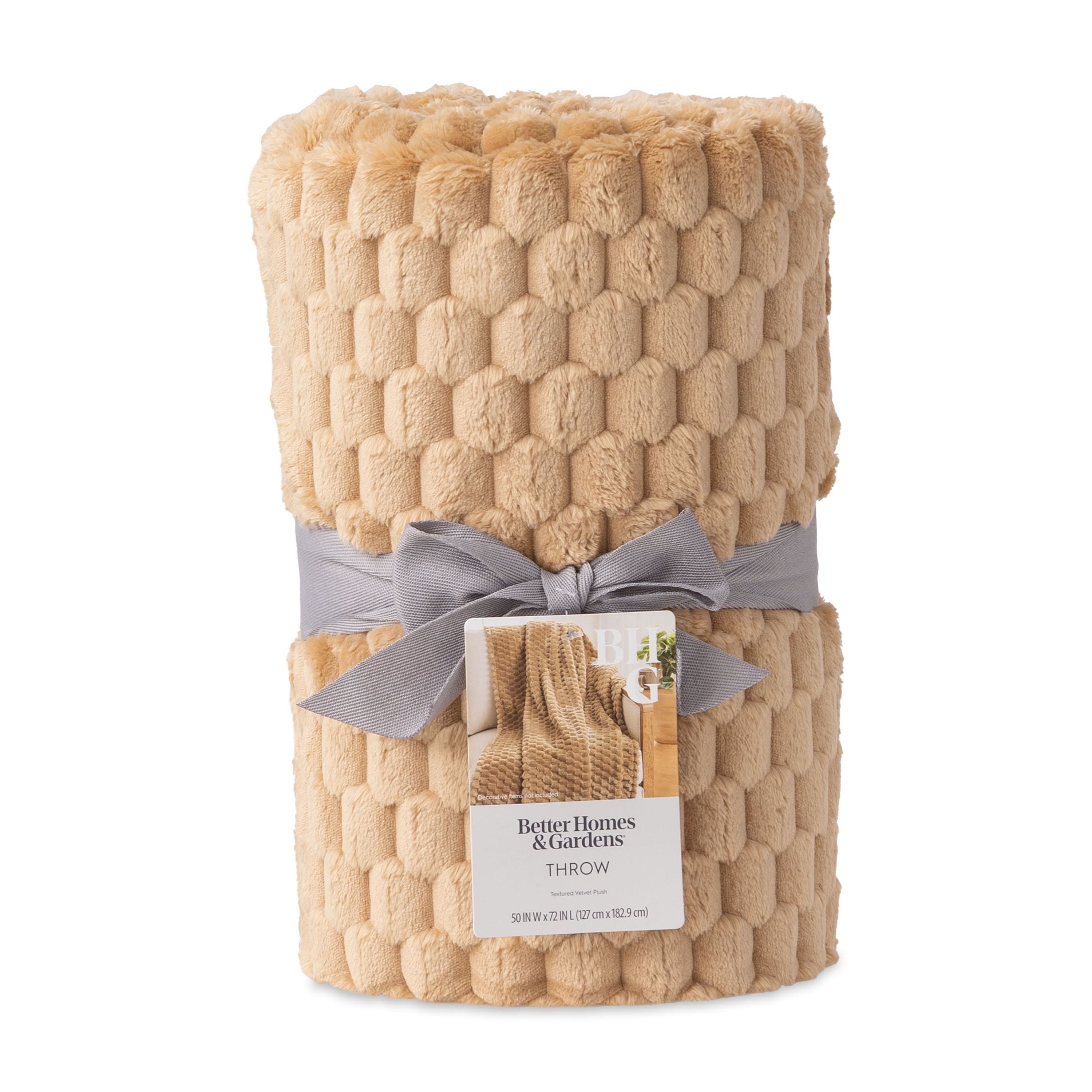 Cozy Fleece Textured Velvet Plush Oversized Throw Blanket in Dark Caramel - Cozy Fleece Throw Blanket for Couch & Bed Detail