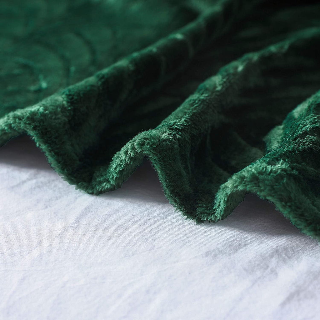 Reversible Sherpa Fleece Throw Blanket for Couch, Soft Fluffy Sofa Bed Blanket with Vintage Pattern for All Season, Warm and Lightweigh... - Luxury Knitted Decorative Throw Blanket with Fringes Detail