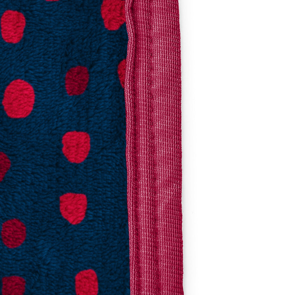 Decorative Knitted Strawberry Shortcake Berry Meadows 46" x 60" Coral Fleece Throw Blanket, Kids, Polyester, Navy - Lightweight Plush Warm Blanket for All Seasons Detail