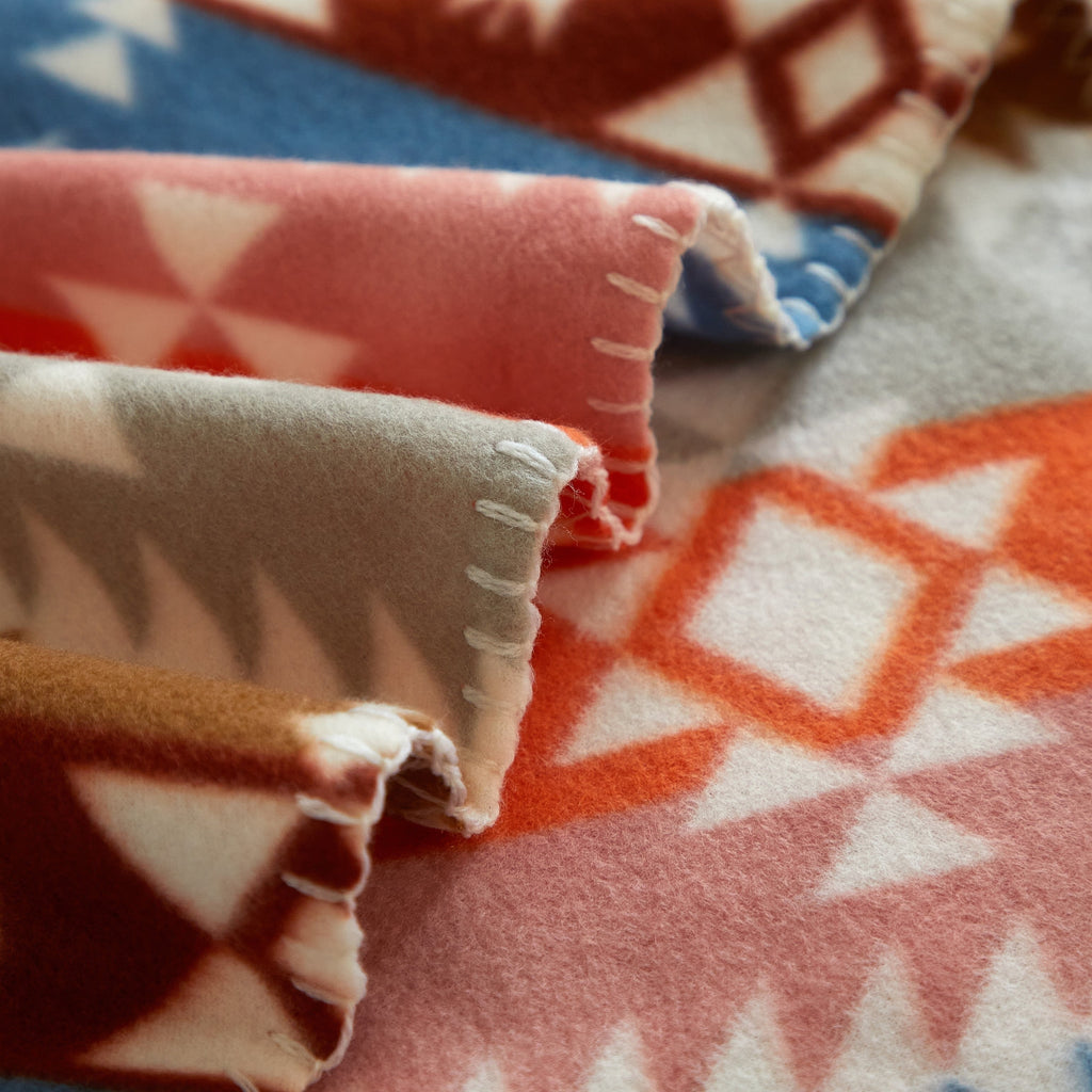 Lightweight Warm Stripe Fleece Throw - Luxury Knitted Decorative Throw Blanket with Fringes Detail