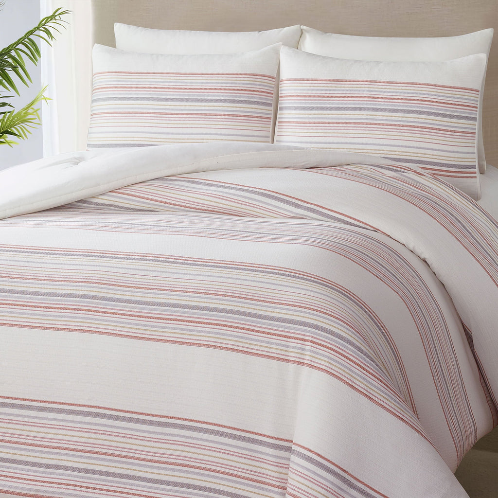 Luxurious Quilted 3-Piece Red Yarn Dye Stripe Comforter Set, Full/Queen - All-Season Down Alternative Comforter Insert Detail