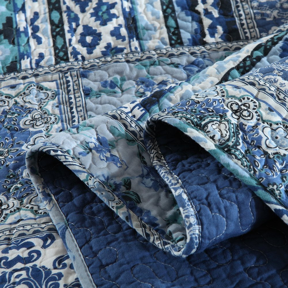 Fluffy Down Alternative Quilt Comforter Cotton Bedding Set With Shams, Vintage Blue, King - Hypoallergenic Ultra-Fluffy Quilt for Winter Detail
