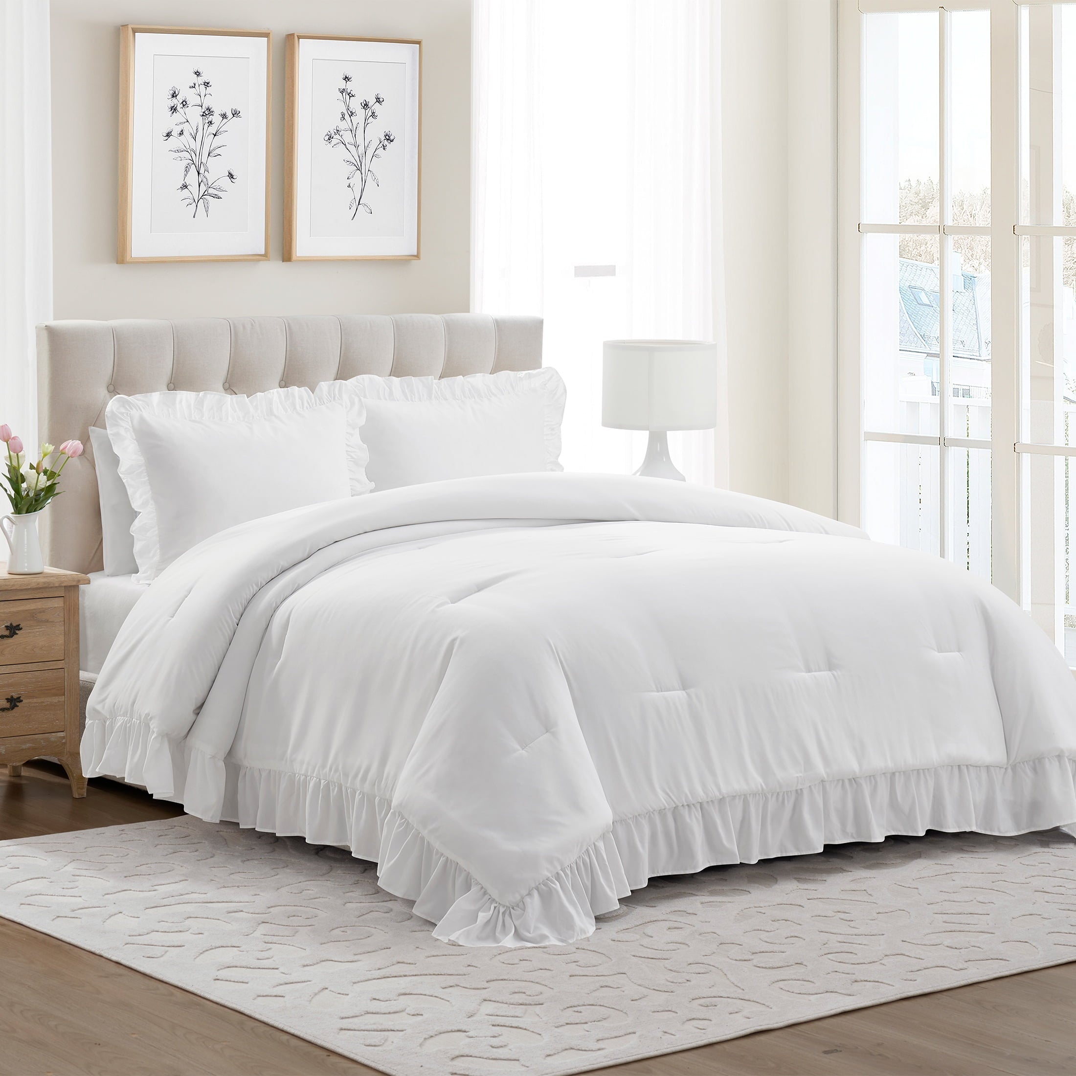 Heavyweight Warmth Full/Queen Comforter Set, All-Season, 3-Piece, White Ruffle - Hypoallergenic Ultra-Fluffy Quilt for Winter Detail