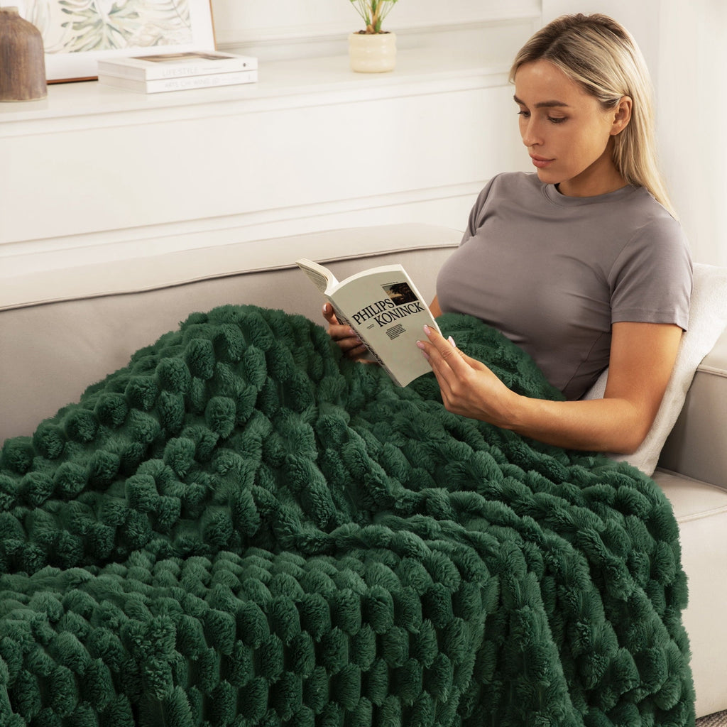 Reversible Sherpa 50"x60" Throw Blanket for Couch with Expanded 3D-Jacquard Pattern, Fuzzy Soft Cozy Exquisite Blankets or All Season, ... - Super Soft Reversible Sherpa Flannel Blanket Detail