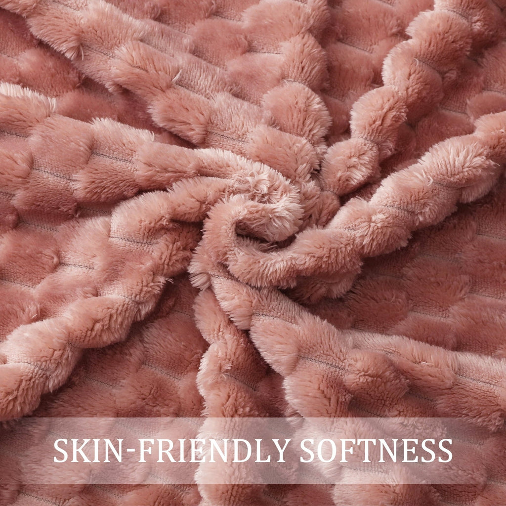 Lightweight Warm Large Soft Fleece Throw Blanket, 50"x70" Stylish Jacquard Throw Blanket for Couch, Cozy, Warm, Lightweight Dusty Pink... - Super Soft Reversible Sherpa Flannel Blanket Detail
