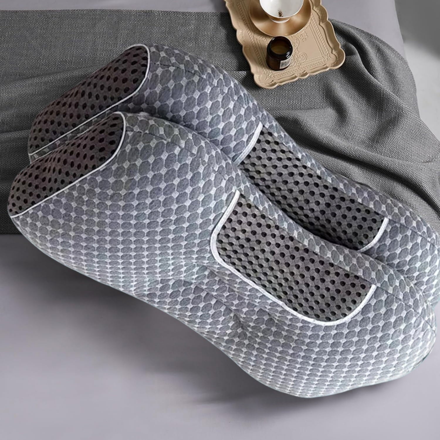 Ergonomic Memory Foam 2-Piece Set - 24"x15" Gray Bed for Back, Side, Stomach Sleepers - Orthopedic Shredded Foam Bed Pillow Set Detail
