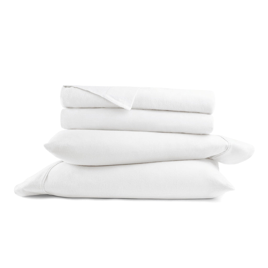 Wrinkle-Resistant 100% Cotton Flannel Bed Sheets Set for Full Size Bedding in White - Luxury Bed Sheet Set with Deep Pockets Detail