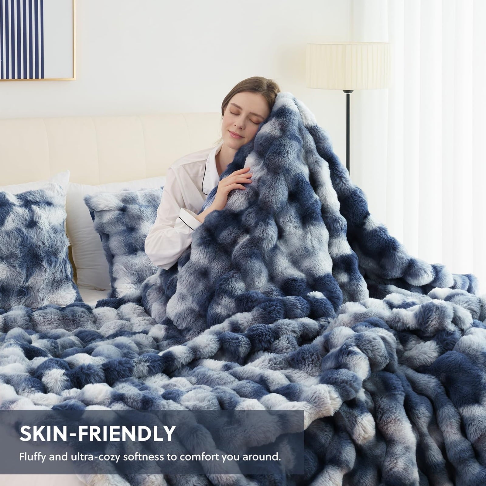 Cozy Fleece Faux Fur Throw Blanket for Couch Luxury Fluffy Thick Bubble Blanket Warm Cozy Throw for Bedroom Living Room, 50" x 60... - Super Soft Reversible Sherpa Flannel Blanket Detail