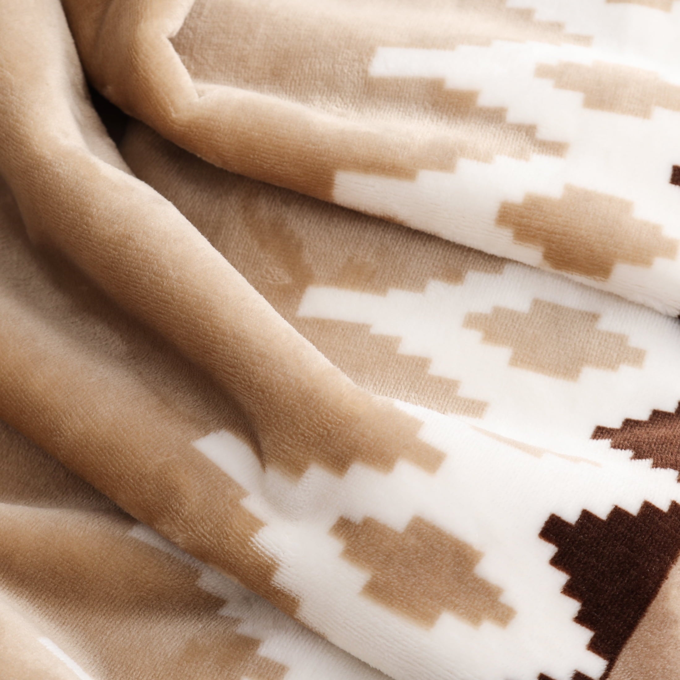 Lightweight Warm Printed Velvet Plush Reverse to Faux Fur Super Soft Throw Blanket, Oversized, Linder Border Beige - Luxury Knitted Decorative Throw Blanket with Fringes Detail