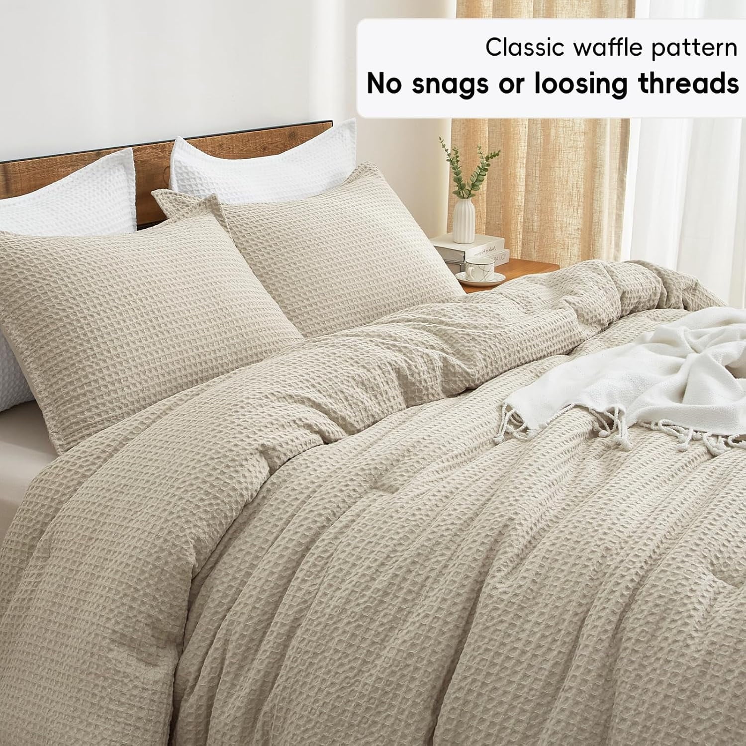 Luxurious Quilted 3-Piece Waffle Weave Comforter Set Queen Size, Lightweight Comfy Bedding Set for All Season, Ultra Soft Textured 1 Co... - Cloud-Like Soft Lightweight Bed Comforter Detail