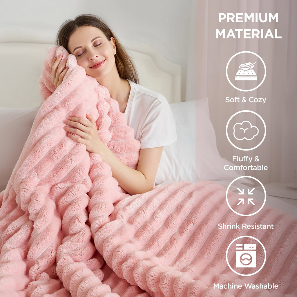 Heavyweight Warmth Full/Queen Size Comforter Set, Fluffy Ribbed Plush Comforter Set, 3-Piece Bedding Set, Pink - Luxurious Quilted Duvet Cover Set Detail