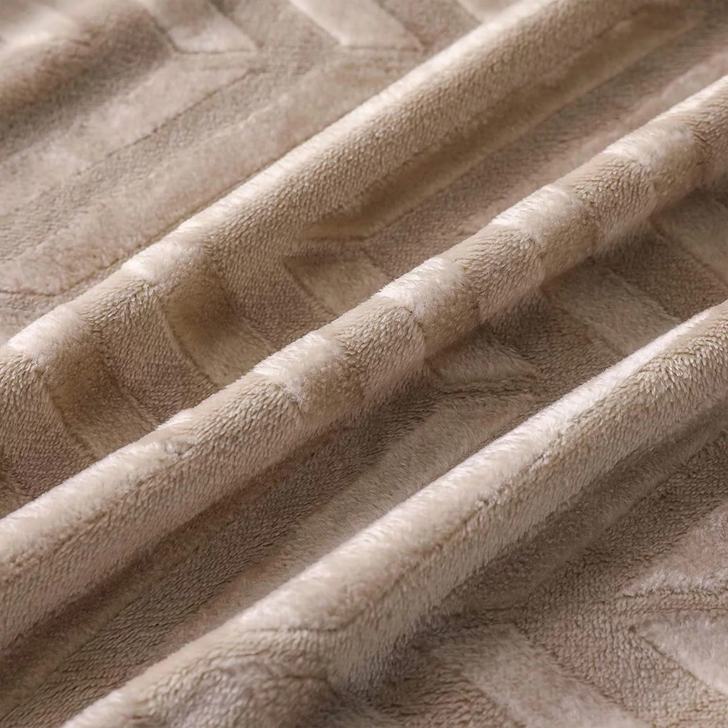 Super Soft Flannel Soft Flannel Fleece Lightweight 50"x60" Throw Blanket, Brushed Chevron Design Fluffy Plush Cozy Blanket for All Seaso... - Lightweight Plush Warm Blanket for All Seasons Detail