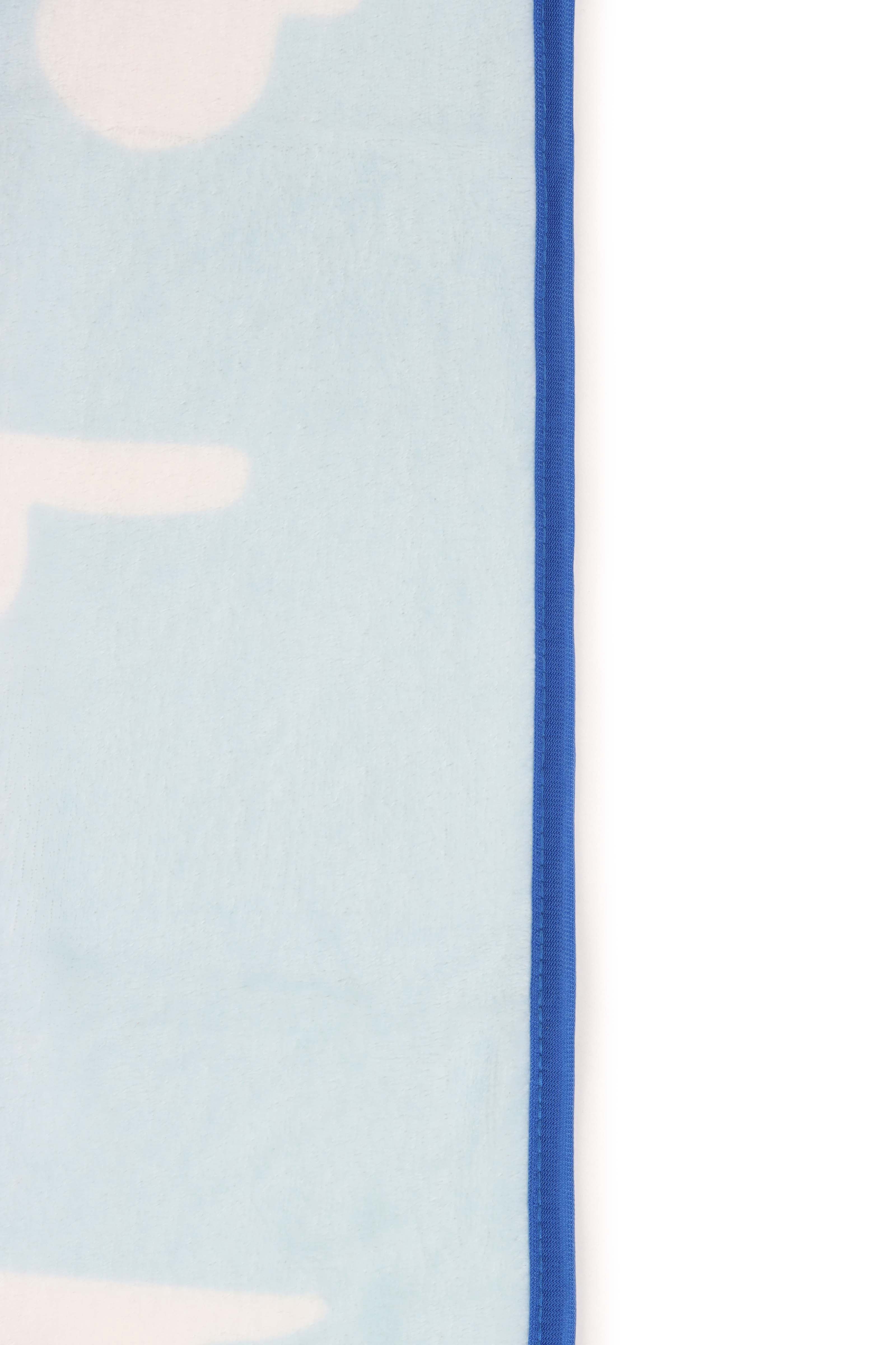 Lightweight Warm Clouds Kids Throw Blanket, Soft Coral Fleece, Blue, 46" x 60" - Lightweight Plush Warm Blanket for All Seasons Detail