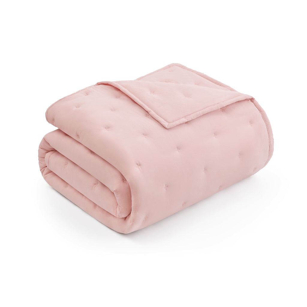 Fluffy Down Alternative Full/Queen Comforter Set, Super Soft & Embroidered, 3-Piece, Pink - Luxurious Quilted Duvet Cover Set Detail