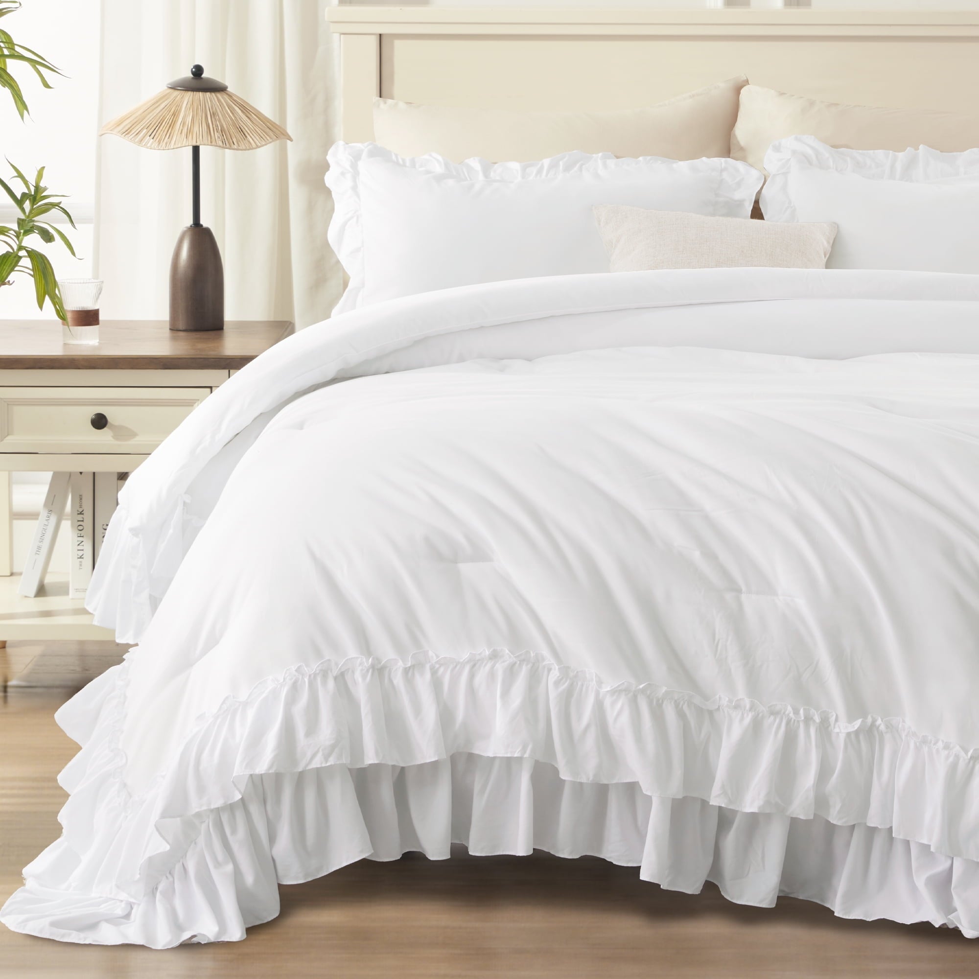All-Season Queen Comforter Set White - 3 Pieces Soft Fluffy Ruffle Bedding Comforter Sets for Queen Bed, All Season Farmhouse Li... - Cloud-Like Soft Lightweight Bed Comforter Detail