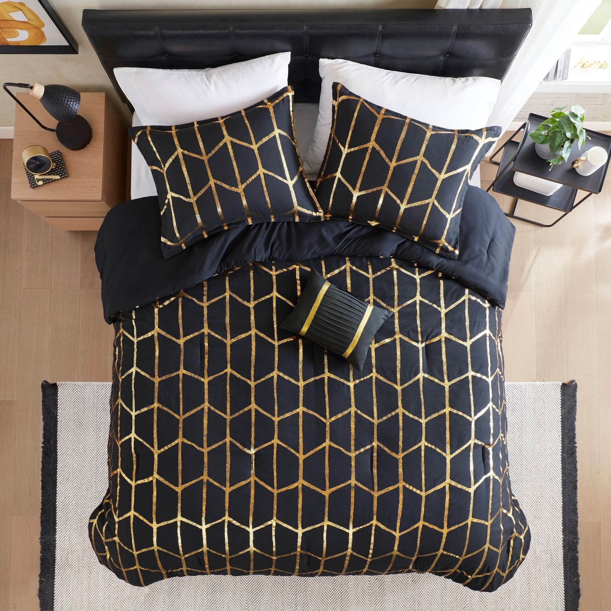 Heavyweight Warmth Full/Queen Size Comforter Set, 4-Piece Bedding Set for All Seasons, Geometric Metallic Comforter Bed Set with Decor P... - Hypoallergenic Ultra-Fluffy Quilt for Winter Detail