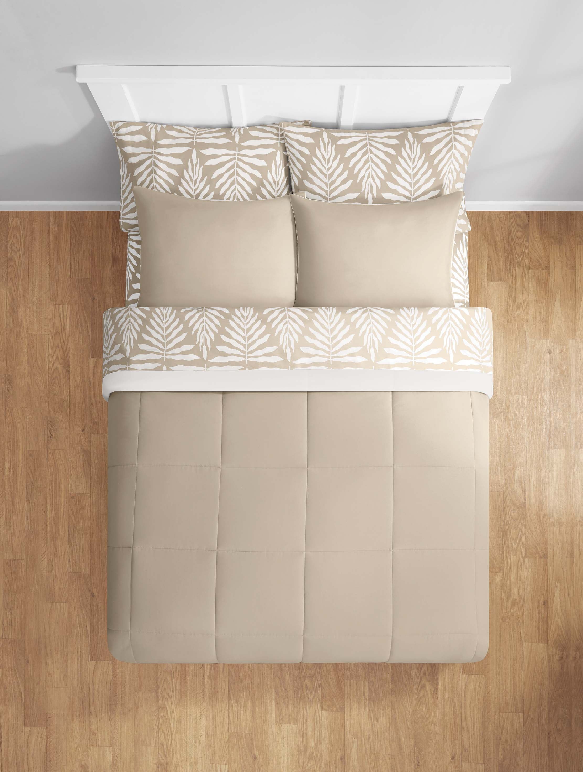 Fluffy Down Alternative All in One Reversible Comforter and Sheet Set- 7 Piece, Queen, Beige Palm - Luxurious Quilted Duvet Cover Set Detail