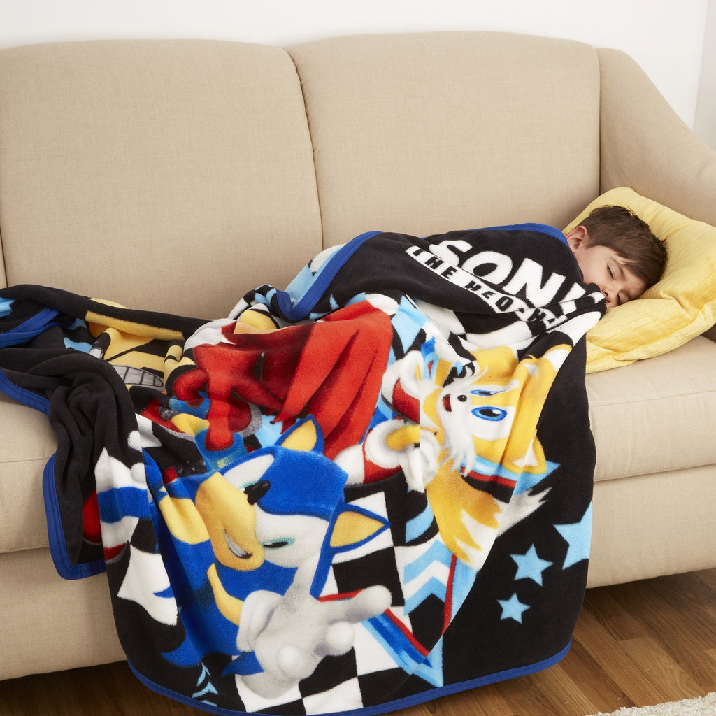 Decorative Knitted Kids Black Print Fleece Throw Blanket, 46 x 60 - Lightweight Plush Warm Blanket for All Seasons Detail