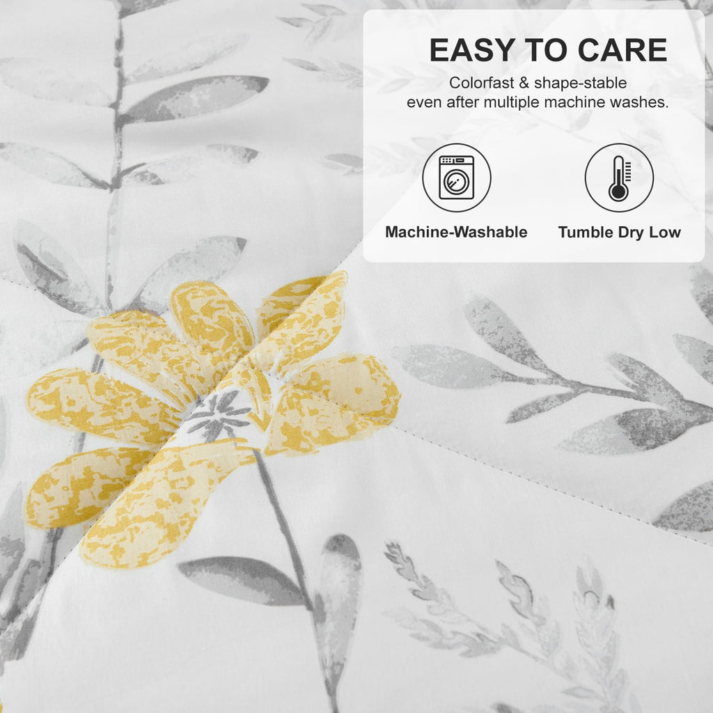 Hypoallergenic Cloud 3 Piece Comforter Set Queen Yellow Floral Quilt Microfiber Patchwork Bedspread - Cloud-Like Soft Lightweight Bed Comforter Detail