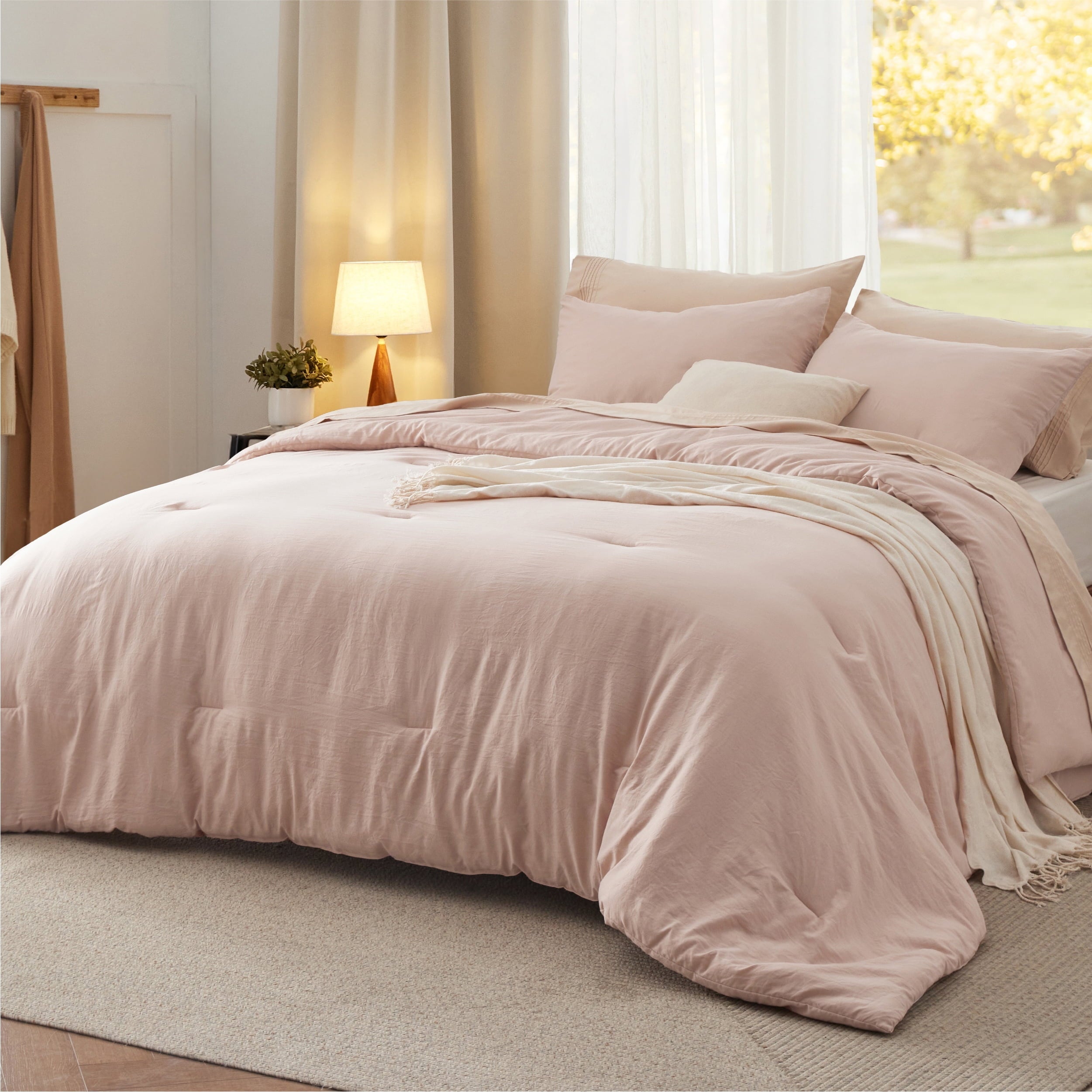 All-Season 2 Pieces Twin Comforter Bedding Set, Pink Comforter Set for All Seasons, 1 Lightweight Prewashed Comforter and 1 Pill... - All-Season Down Alternative Comforter Insert Detail