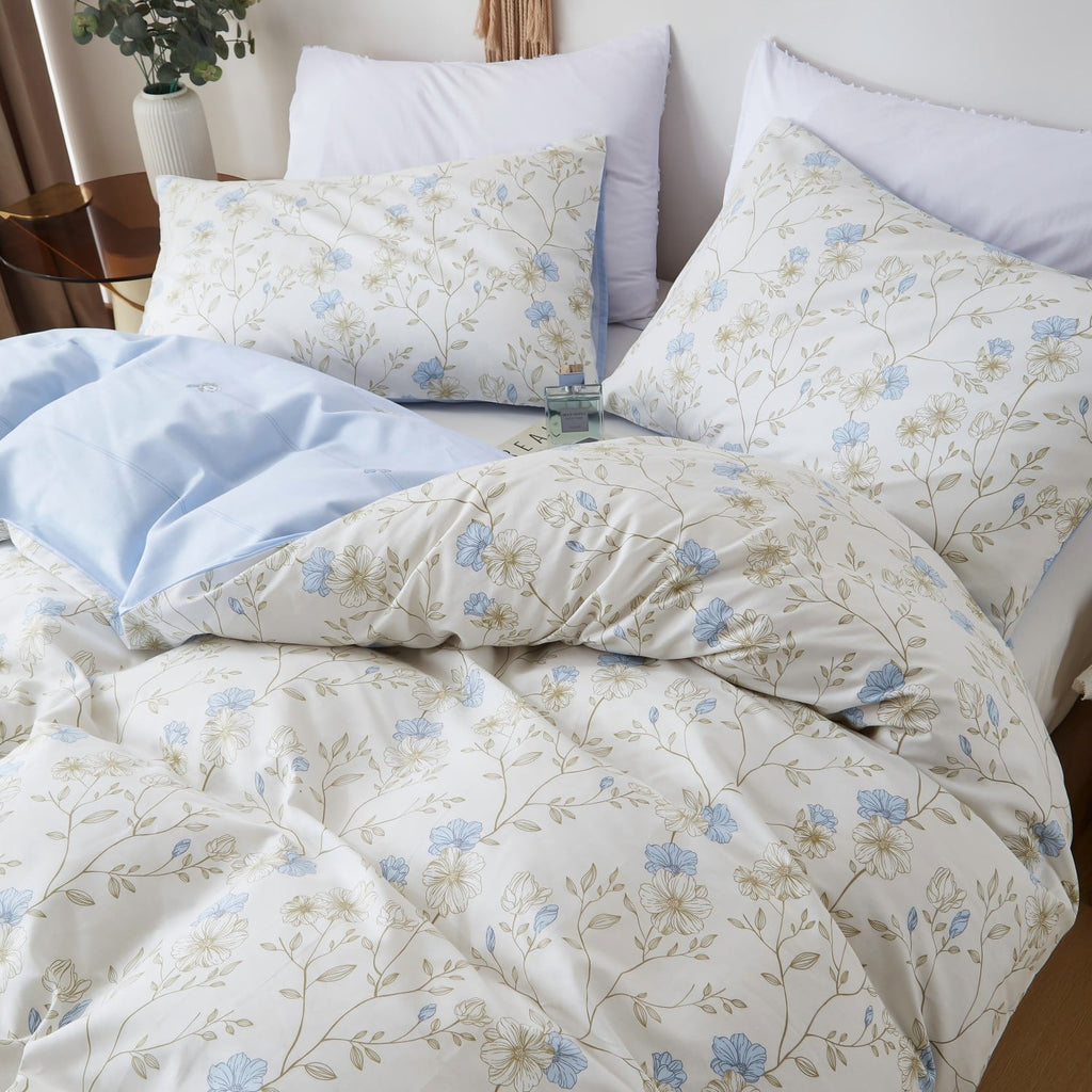 All-Season Cotton Comforter Sets Queen Size, 3 Pieces Botanical Blue Floral Reversible Bedding Sets for Adults All Season - Hypoallergenic Ultra-Fluffy Quilt for Winter Detail