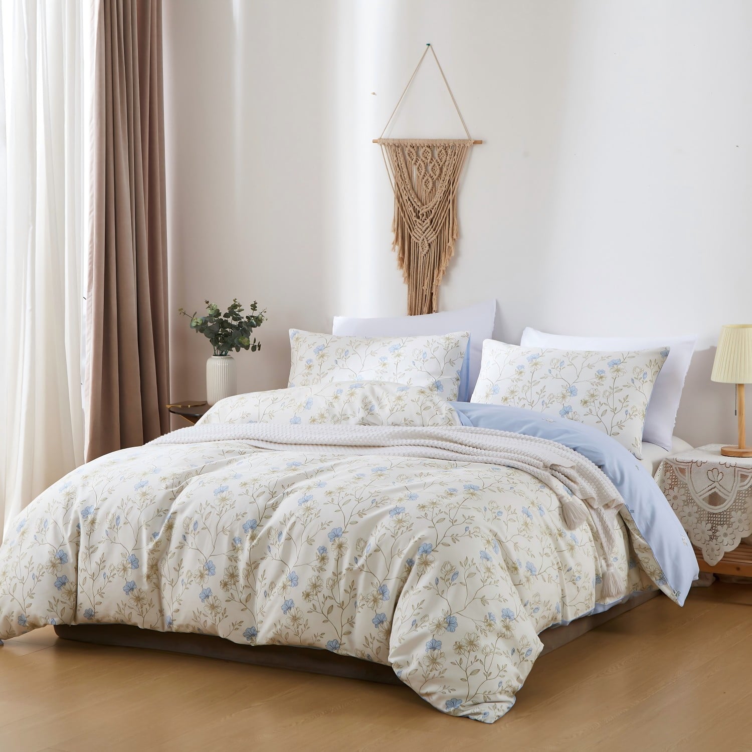 All-Season Cotton Comforter Sets Queen Size, 3 Pieces Botanical Blue Floral Reversible Bedding Sets for Adults All Season - Hypoallergenic Ultra-Fluffy Quilt for Winter Detail