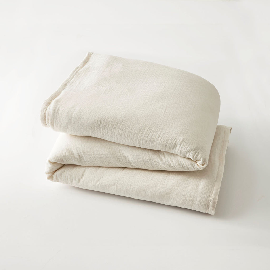 Hypoallergenic Cloud 3-Piece Cream Gauze Comforter Set, Adult Full/Queen - Luxurious Quilted Duvet Cover Set Detail