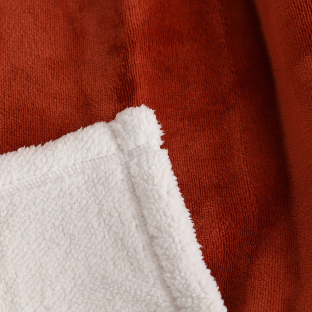 Lightweight Warm Reversible Printed Velvet Plush and Hampshire Faux Shearling Soft Throw Blanket, Standard Size, Auburn Sun - Super Soft Reversible Sherpa Flannel Blanket Detail