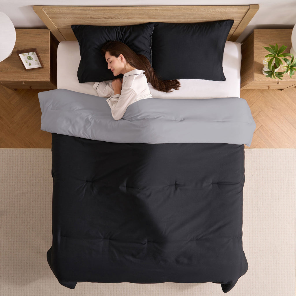 Heavyweight Warmth Comforter Sets, All Season Lightweight Reversible Queen Comforter Set, 3-Pc Bedding Sets, Black/Charcoal gray - Luxurious Quilted Duvet Cover Set Detail