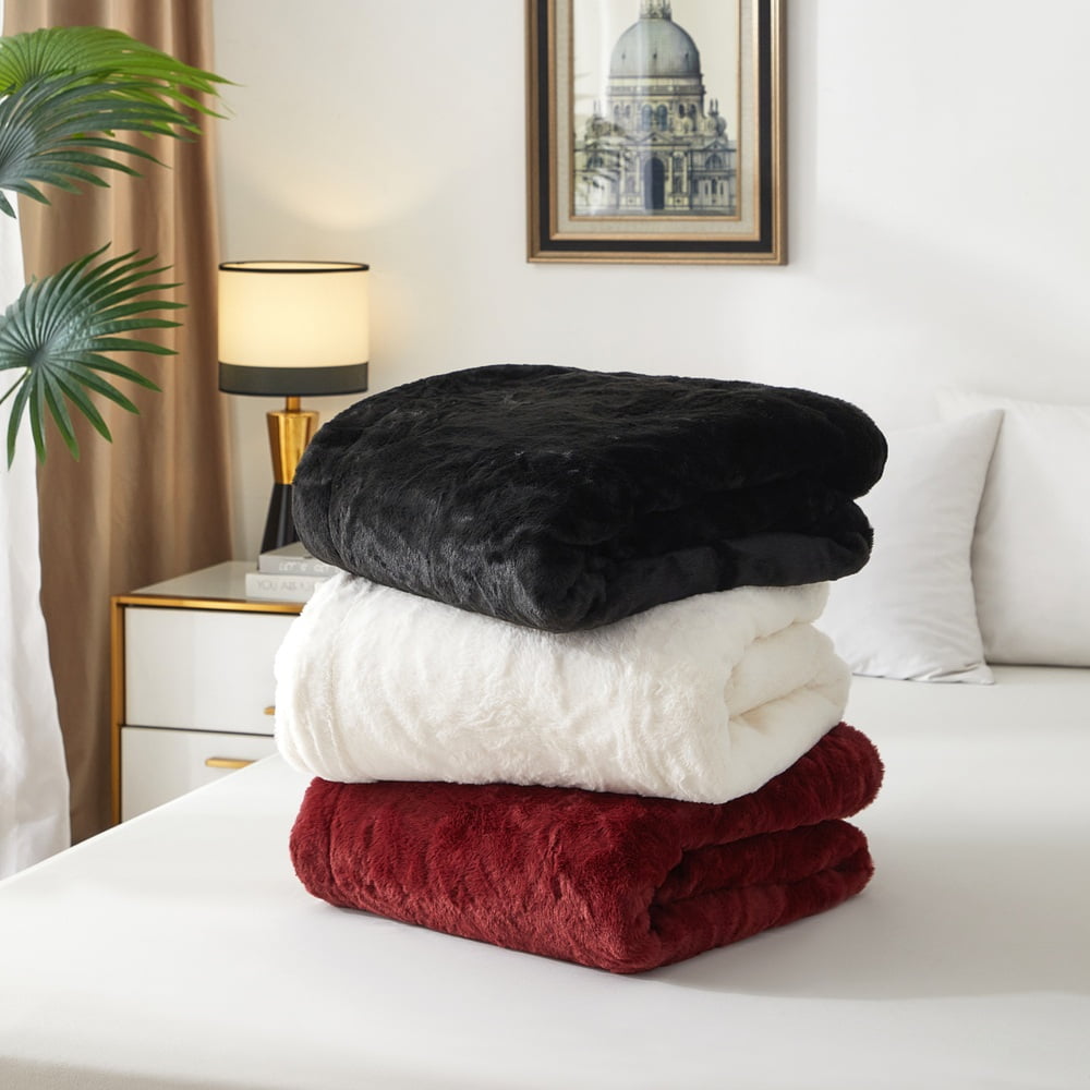 Super Soft Flannel Cozy Faux Fur Super Soft luxury Blanket, Full/Queen, Luscious Merlot - Luxury Knitted Decorative Throw Blanket with Fringes Detail
