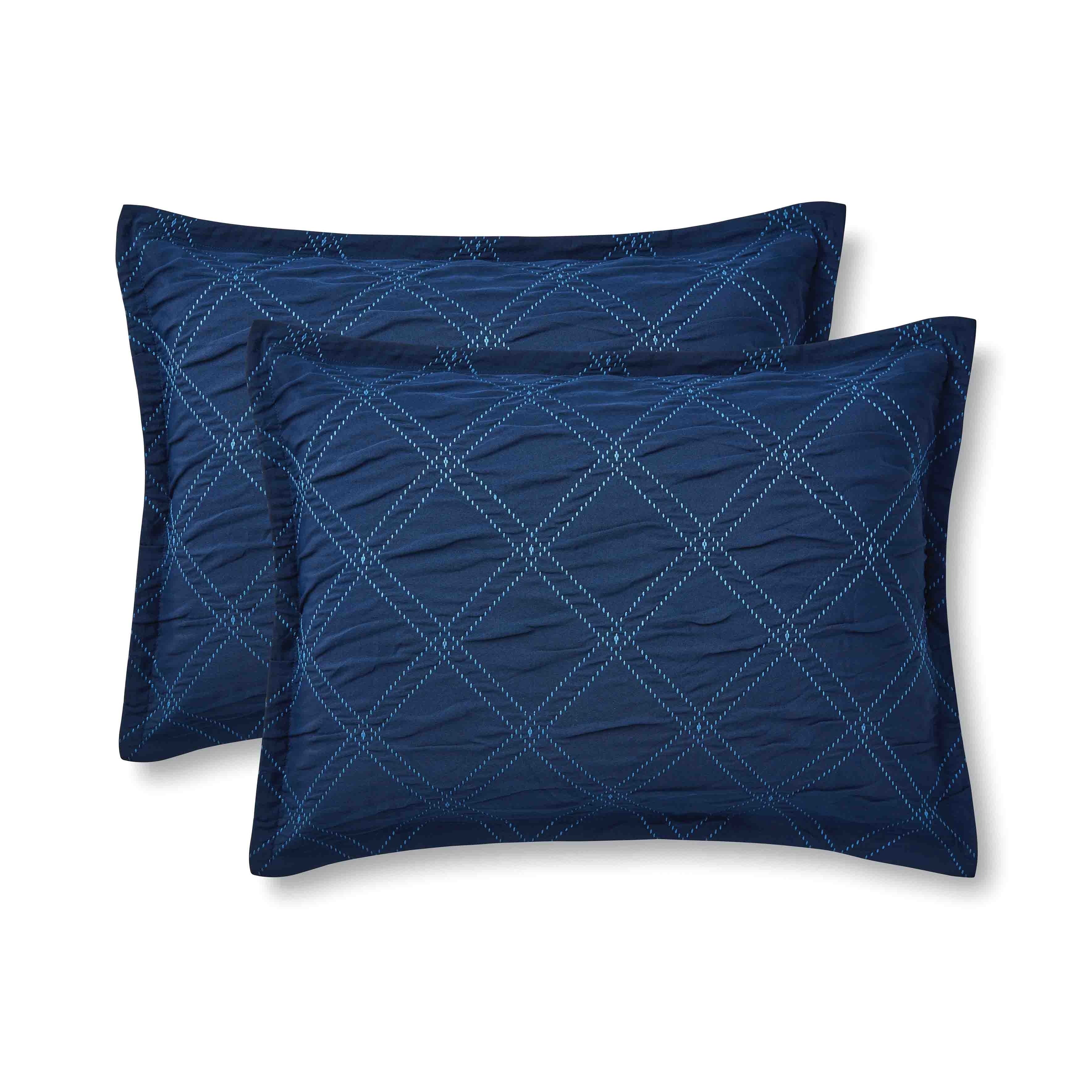 Hypoallergenic Cloud 5-Piece Reversible Comforter Set Navy Cross Stitch Bedding with Decor Pillow and Throw, Full/Queen - Luxurious Quilted Duvet Cover Set Detail