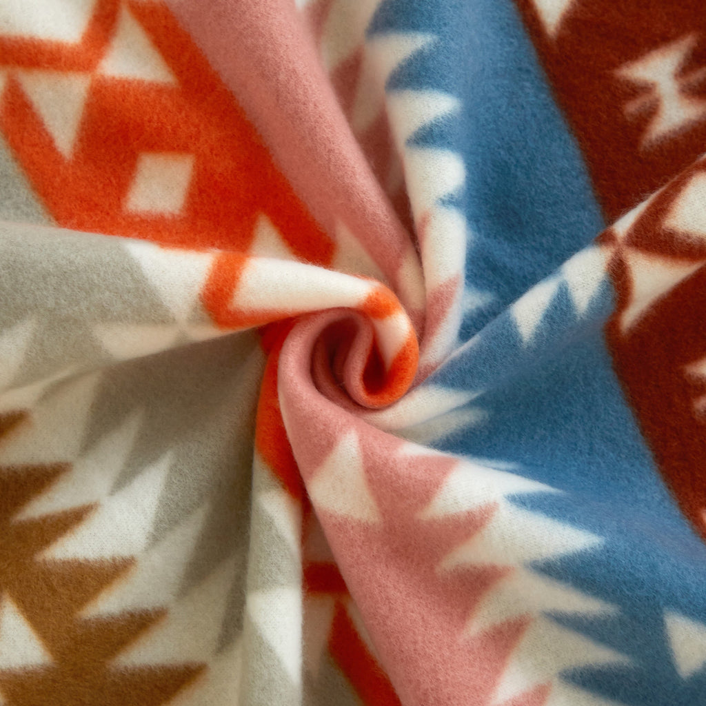 Lightweight Warm Stripe Fleece Throw - Luxury Knitted Decorative Throw Blanket with Fringes Detail