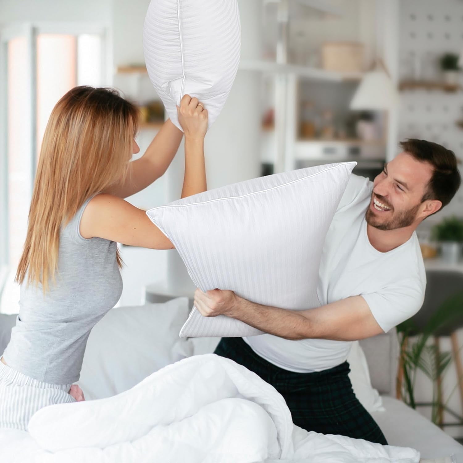 Ergonomic Memory Foam Goose Feather Pillows Queen Size Set of 2, Hotel Down Bed Pillow for Sleeping,Soft 600 TC Cotton Cover - Orthopedic Shredded Foam Bed Pillow Set Detail