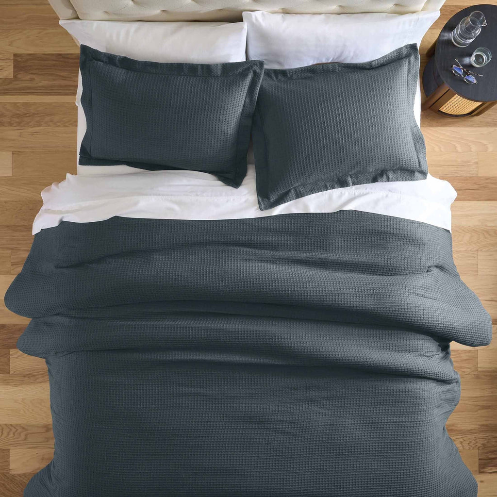 Fluffy Down Alternative 3-Piece Grey Waffle Comforter Set, Adult Full/Queen - Luxurious Quilted Duvet Cover Set Detail