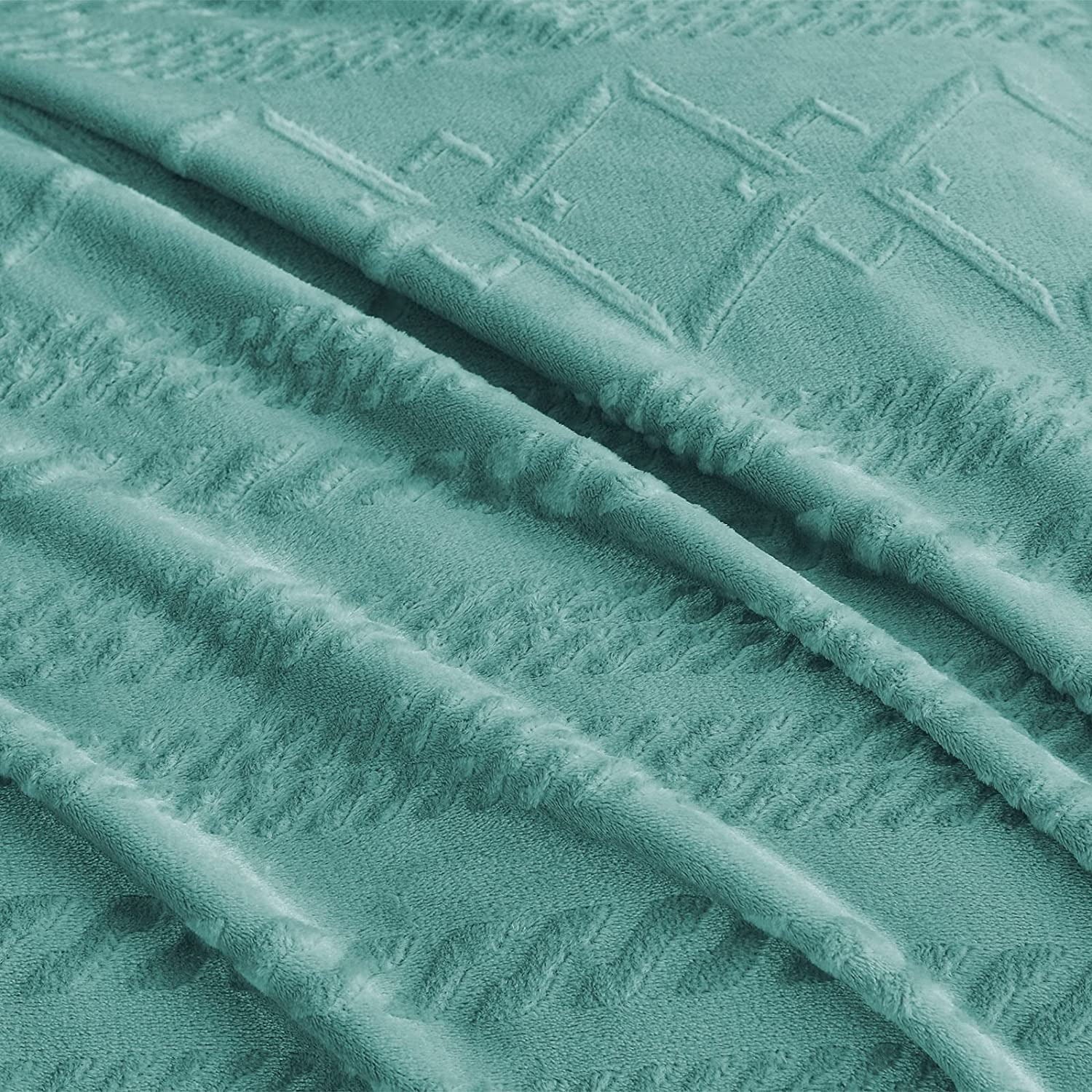 Decorative Knitted Queen Size Soft Bed Blanket, Warm Fuzzy Luxury Bed Blankets, Decorative Geometry Pattern Plush Throw Blanket for Bed,... - Lightweight Plush Warm Blanket for All Seasons Detail