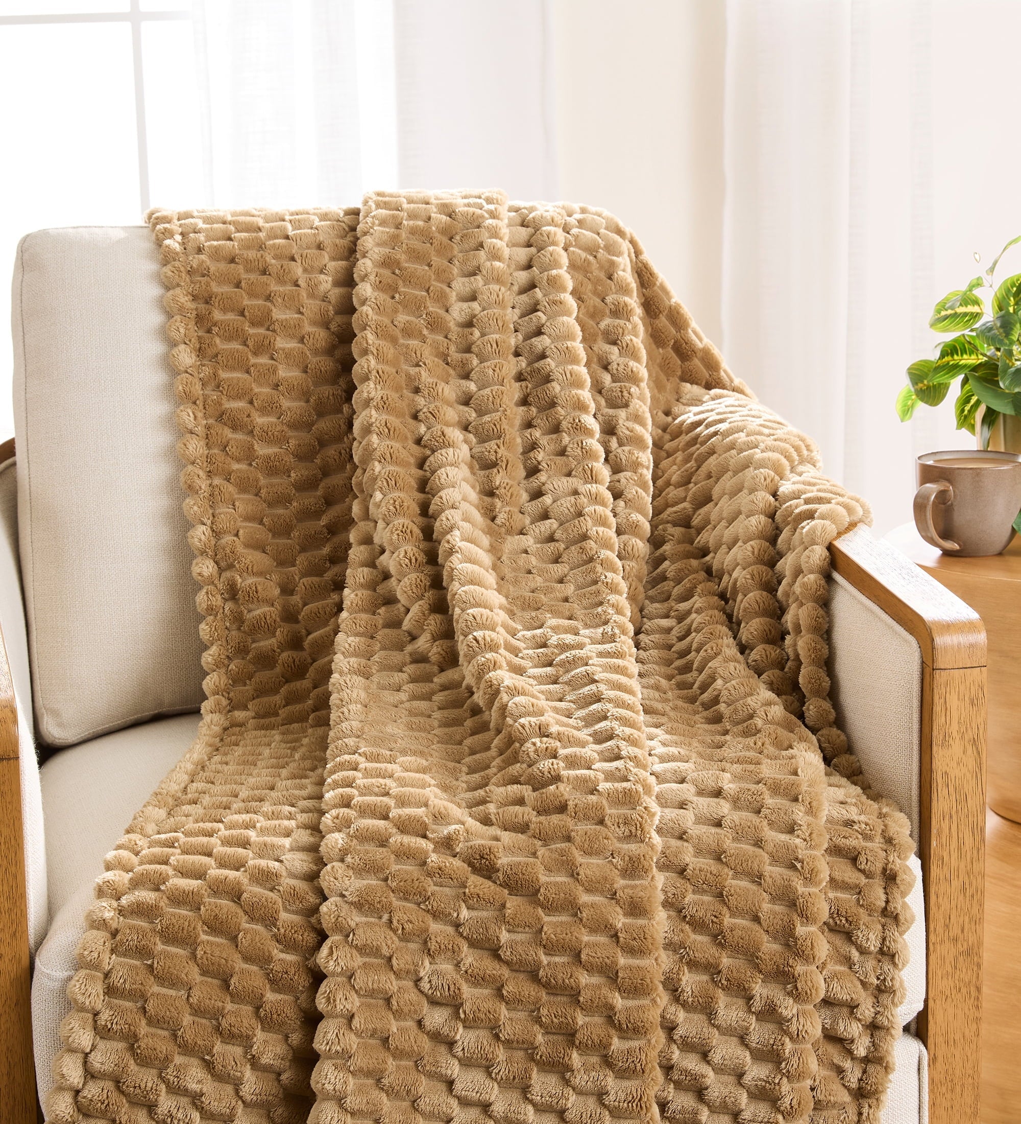 Cozy Fleece Textured Velvet Plush Oversized Throw Blanket in Dark Caramel - Cozy Fleece Throw Blanket for Couch & Bed - Default Title