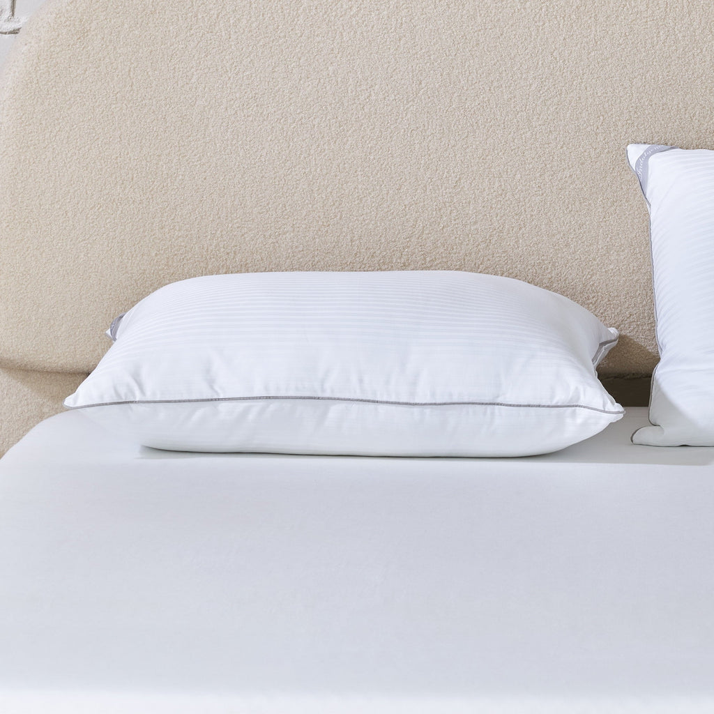 Ergonomic Memory Foam Down Alternative Bed Pillow, Standard/Queen - Hotel Quality Plush Sleeping Pillows - Default Title