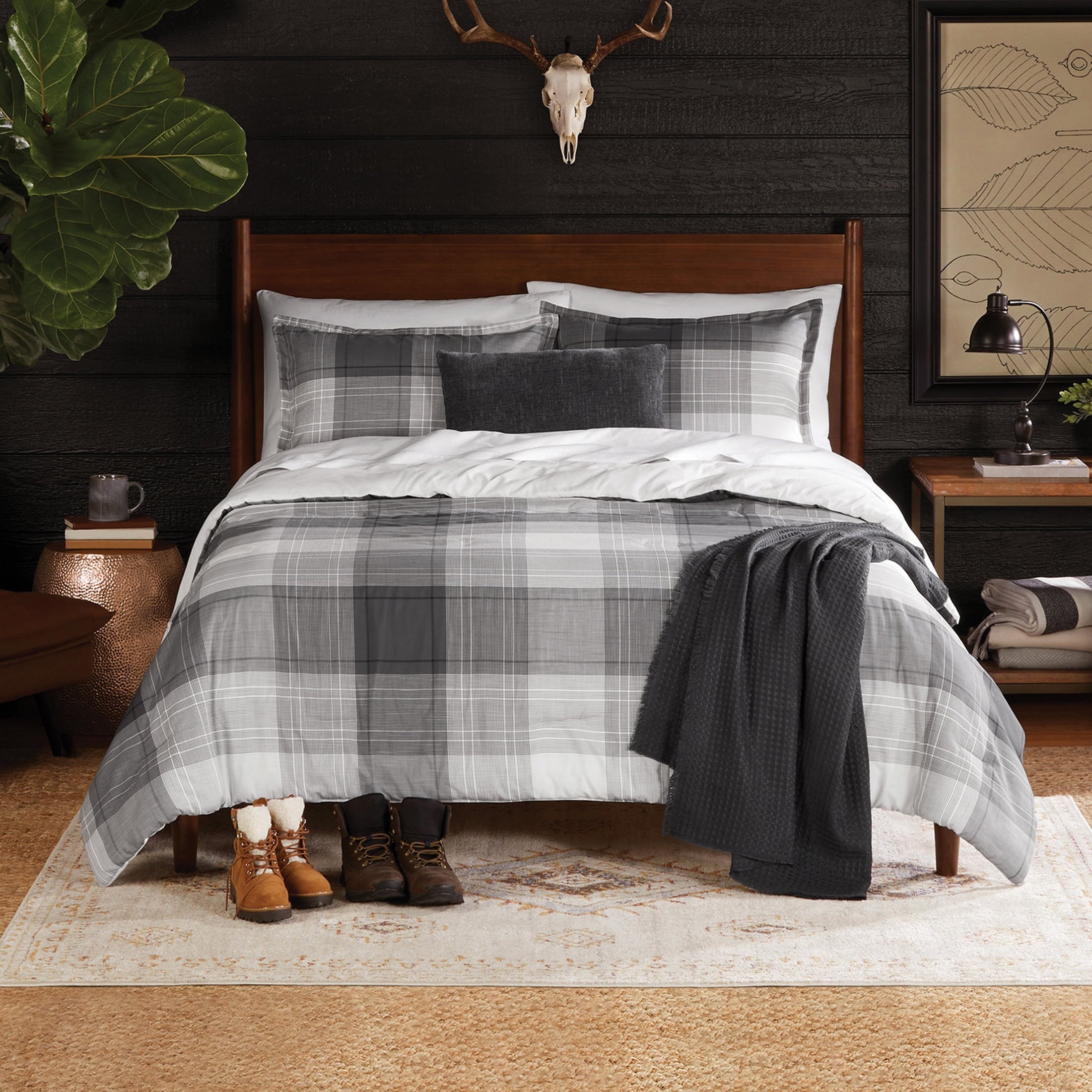 Fluffy Down Alternative Full/Queen Comforter Set, All-Season, 5-Piece, Grey Plaid - Hypoallergenic Ultra-Fluffy Quilt for Winter - Default Title