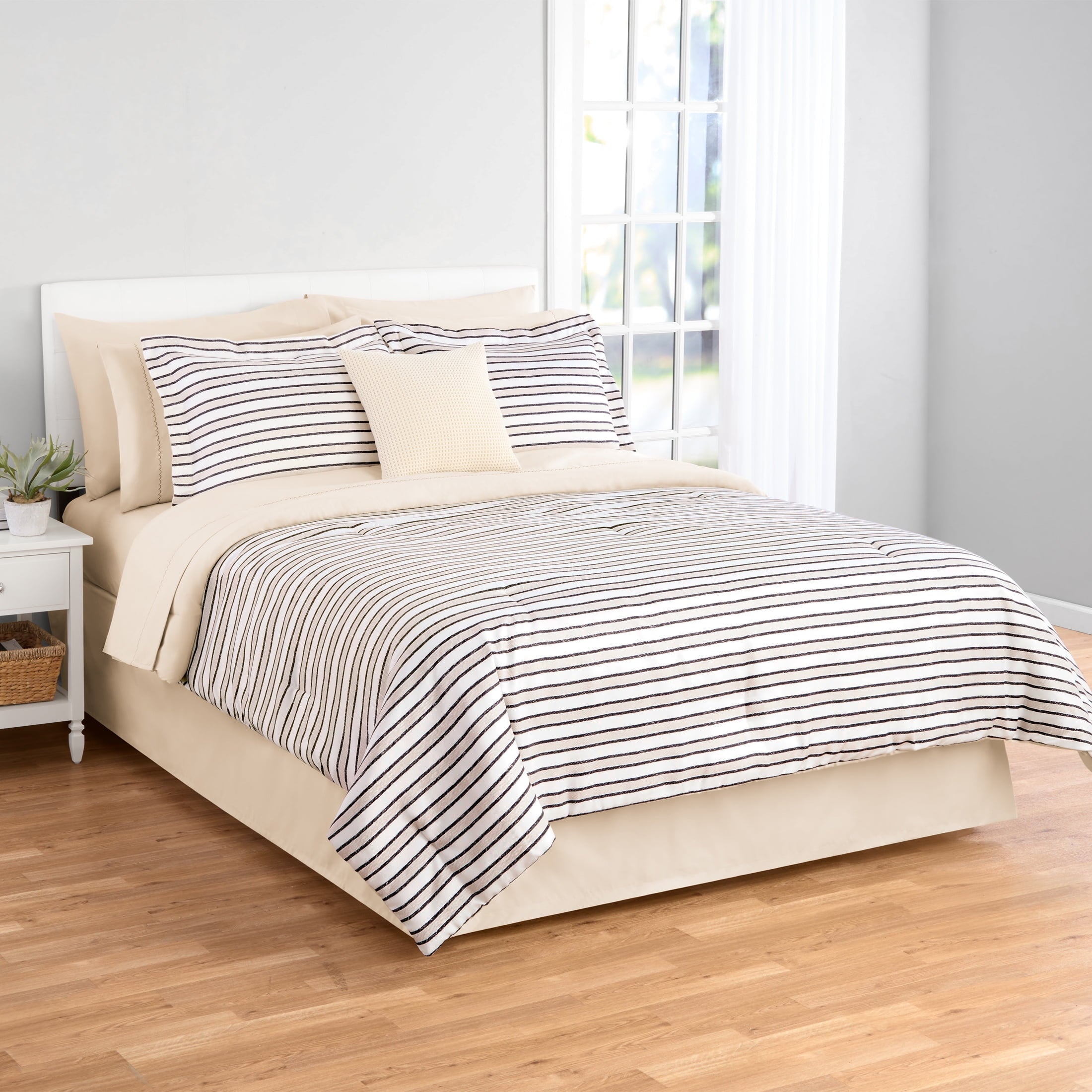 Luxurious Quilted Soft Touch Bed in a Bag 11-Piece Reversible Tan & Black Striped Comforter Set with Sheets, Queen - All-Season Down Alternative Comforter Insert - Default Title