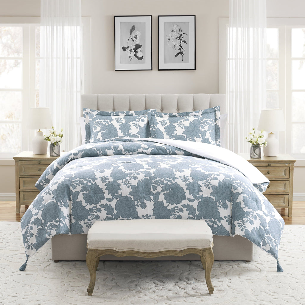 Fluffy Down Alternative Veronica 3-Piece Blue Floral Cotton Slub Comforter Set, King - Luxurious Quilted Duvet Cover Set - Default Title