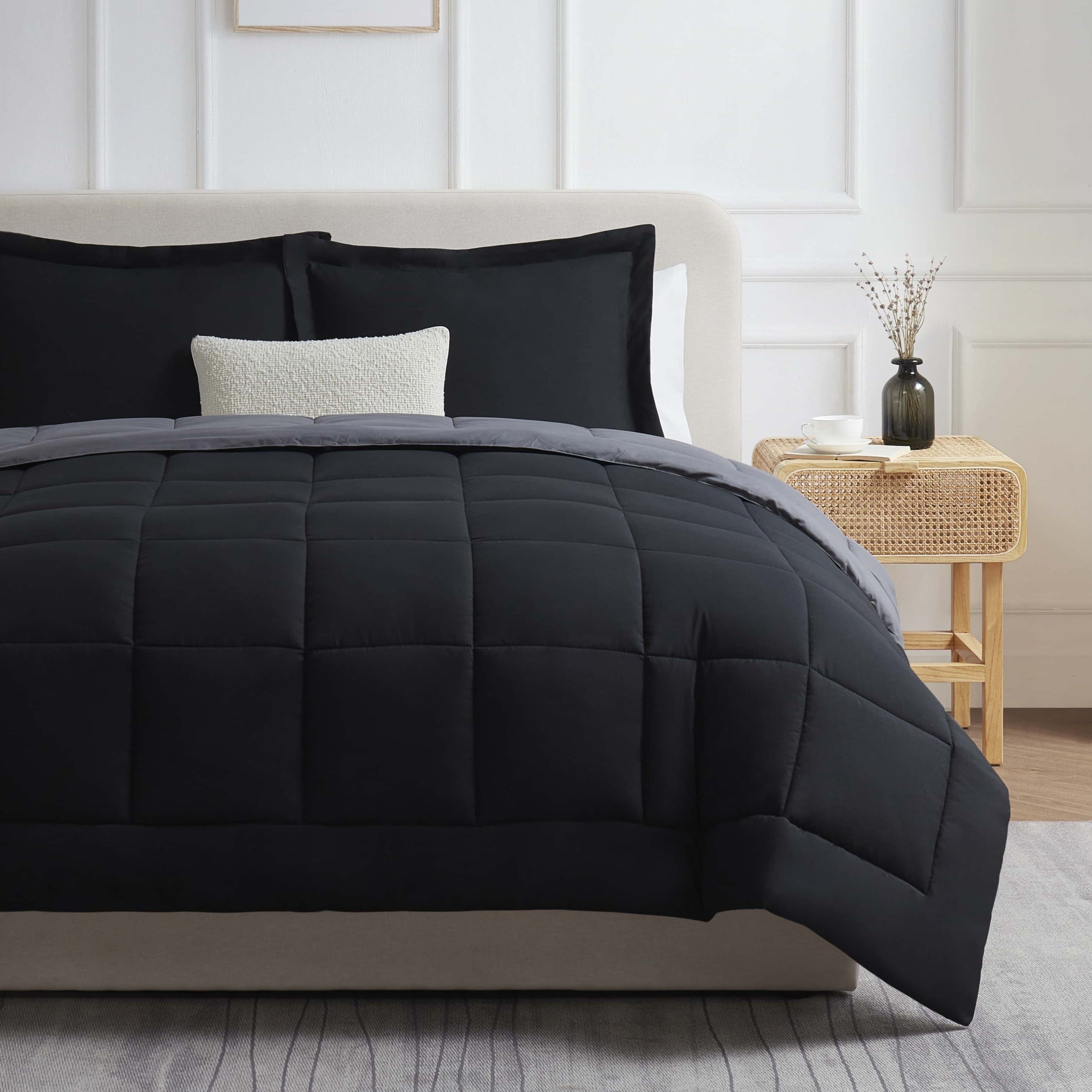 Hypoallergenic Cloud Queen Comforter Set, 3 Piece Bed in a Bag, Reversible Down Alternative Bedding Set, Black & Gray - Cloud-Like Soft Lightweight Bed Comforter - Default Title