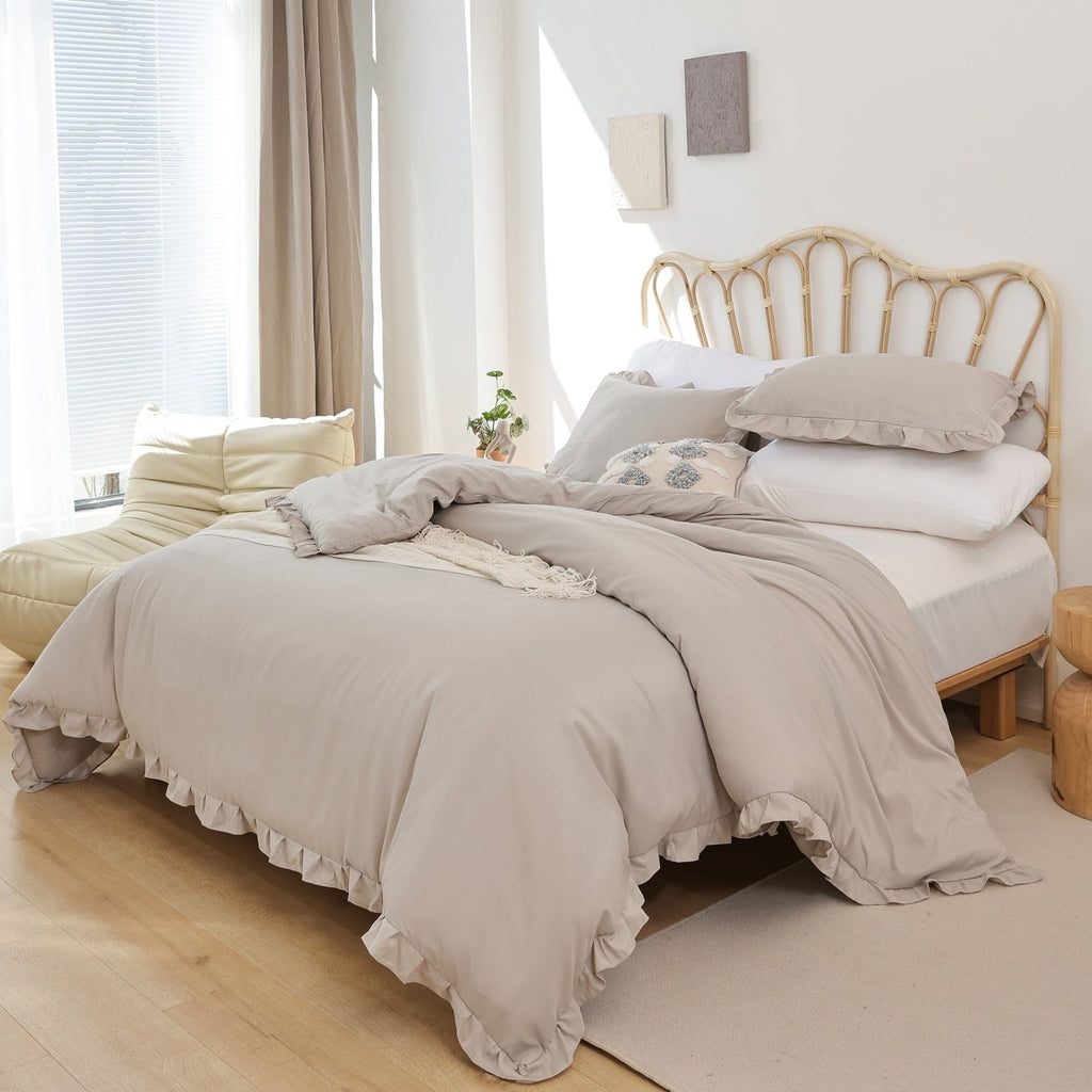All-Season Queen Comforter Set For Adult, 3 Piece Ruffle Oatmeal Comforter Sets All Season - Hypoallergenic Ultra-Fluffy Quilt for Winter - Default Title