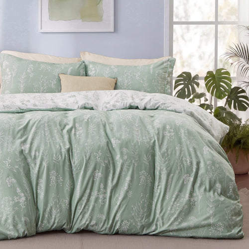 All-Season 3 Pieces Sage Green Queen Size Comforter Sets, Cute Flowers Botanical Lightweight Soft Bedding Set with 2 Pillow Shams - Cloud-Like Soft Lightweight Bed Comforter - Default Title