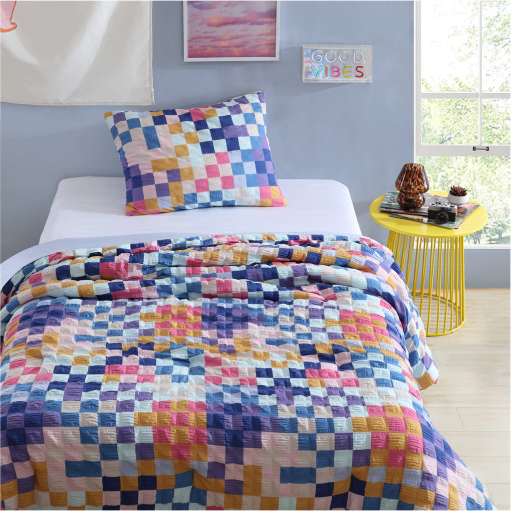 Luxurious Quilted 2-Piece Textured Multi-Check Comforter Set, Twin/TwinXL - Hypoallergenic Ultra-Fluffy Quilt for Winter - Default Title