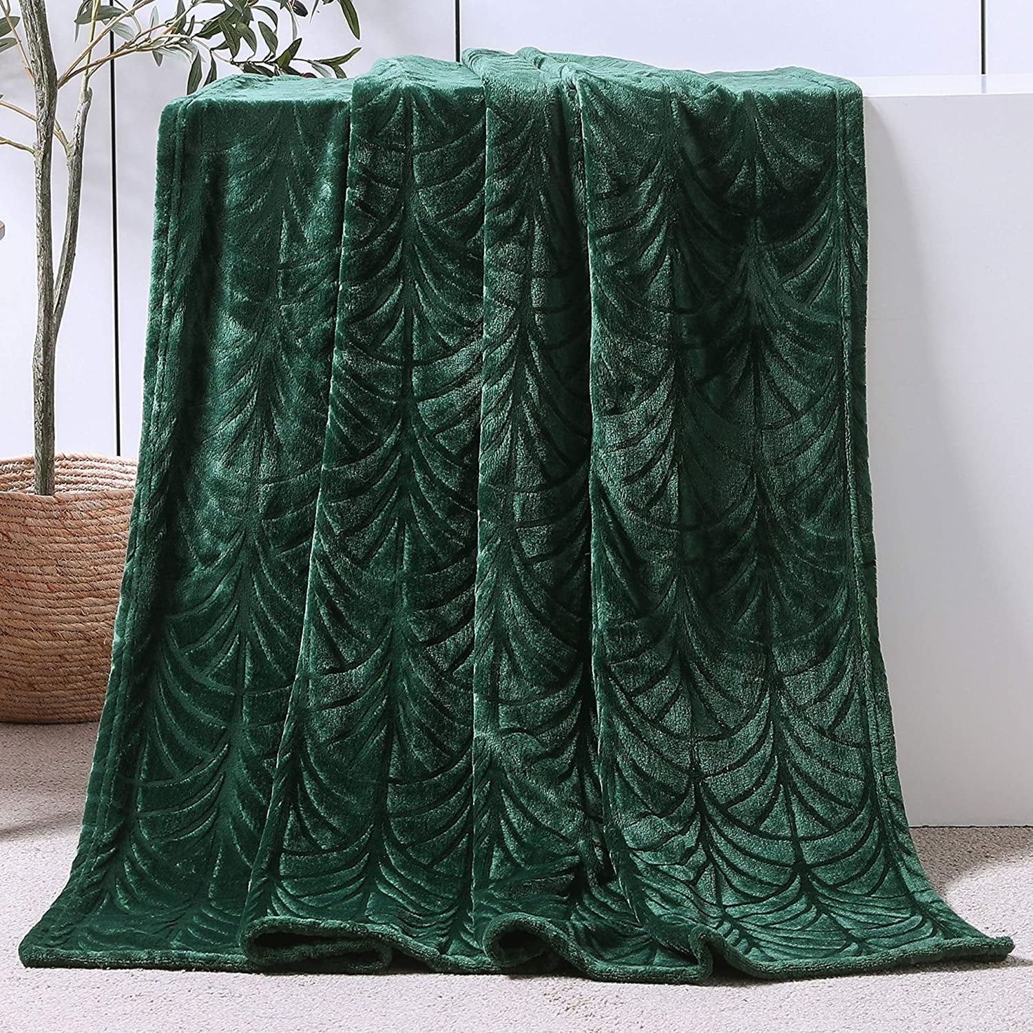 Reversible Sherpa Fleece Throw Blanket for Couch, Soft Fluffy Sofa Bed Blanket with Vintage Pattern for All Season, Warm and Lightweigh... - Luxury Knitted Decorative Throw Blanket with Fringes - Default Title