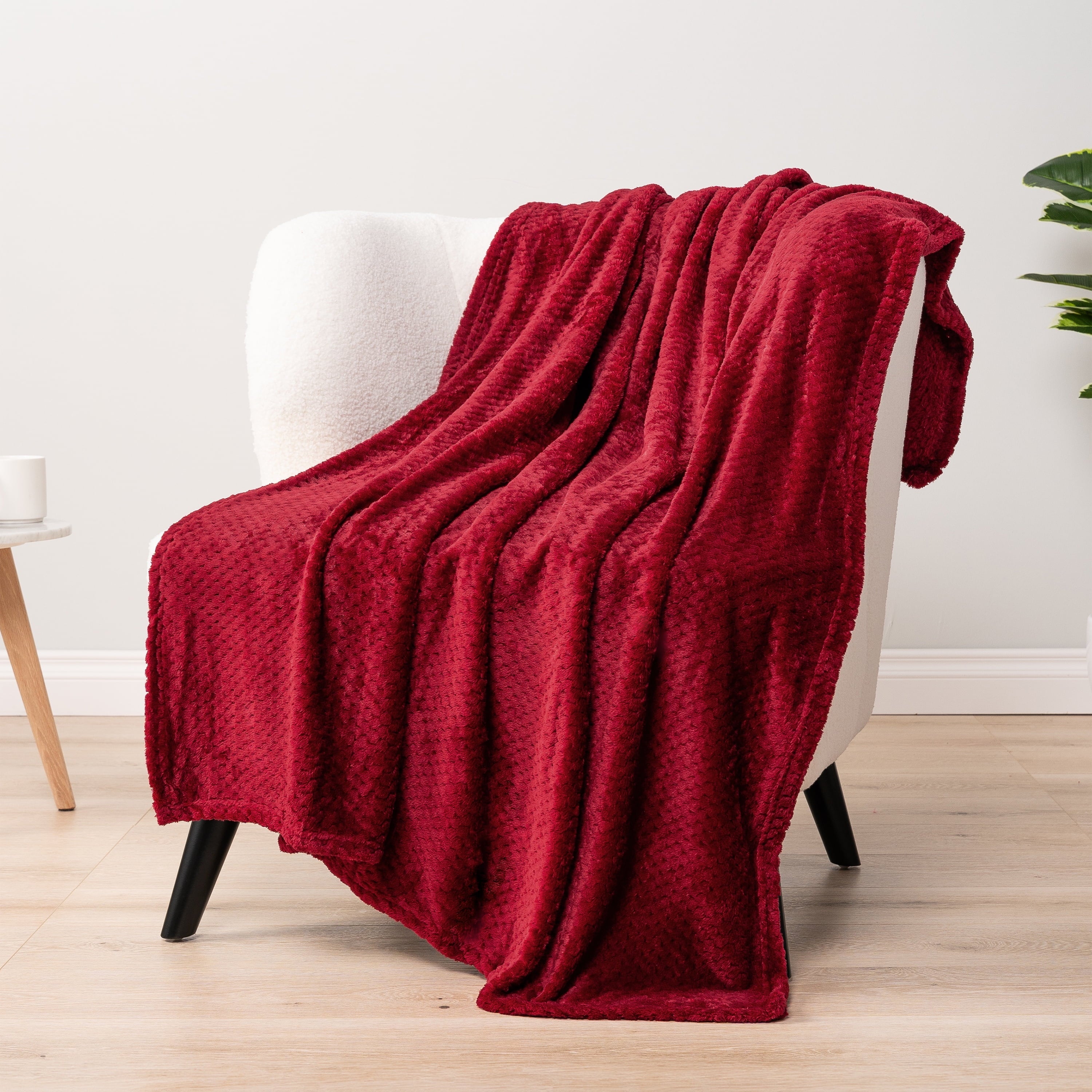 Reversible Sherpa Maroon Red Throw Blanket for Couch, Twin Bed, Soft Fleece Throws for Sofa Chair, Fuzzy Waffle Textured Blanket, Cozy ... - Lightweight Plush Warm Blanket for All Seasons Detail