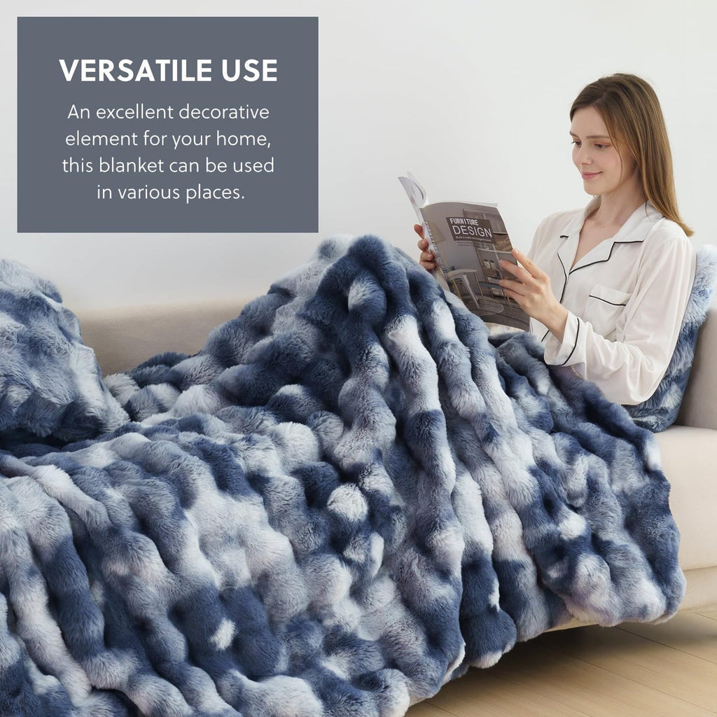Cozy Fleece Faux Fur Throw Blanket for Couch Luxury Fluffy Thick Bubble Blanket Warm Cozy Throw for Bedroom Living Room, 50" x 60... - Super Soft Reversible Sherpa Flannel Blanket Detail