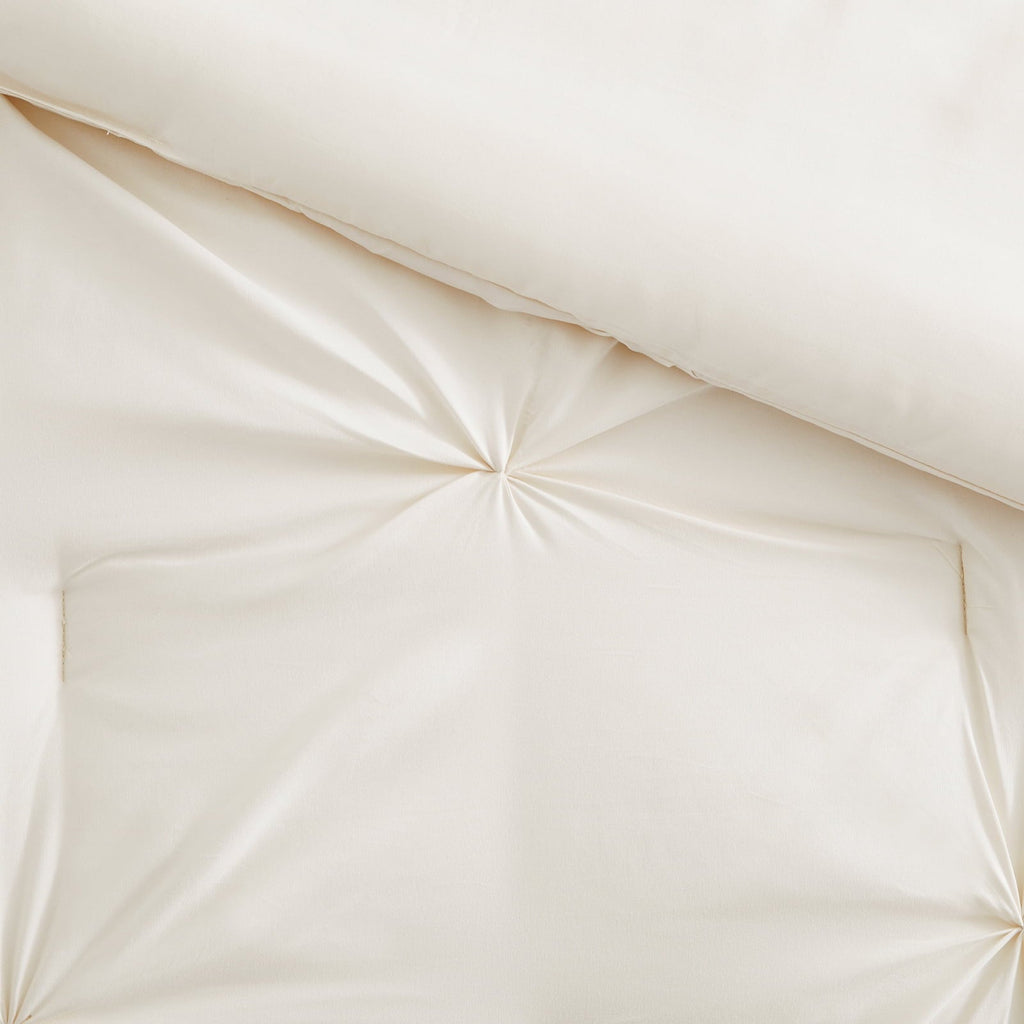 Hypoallergenic Cloud Comforter Set, 3-Piece, Queen, Pleated Wrinkle-Resistant Microfiber Bedding, Ivory, All-Season - Hypoallergenic Ultra-Fluffy Quilt for Winter Detail